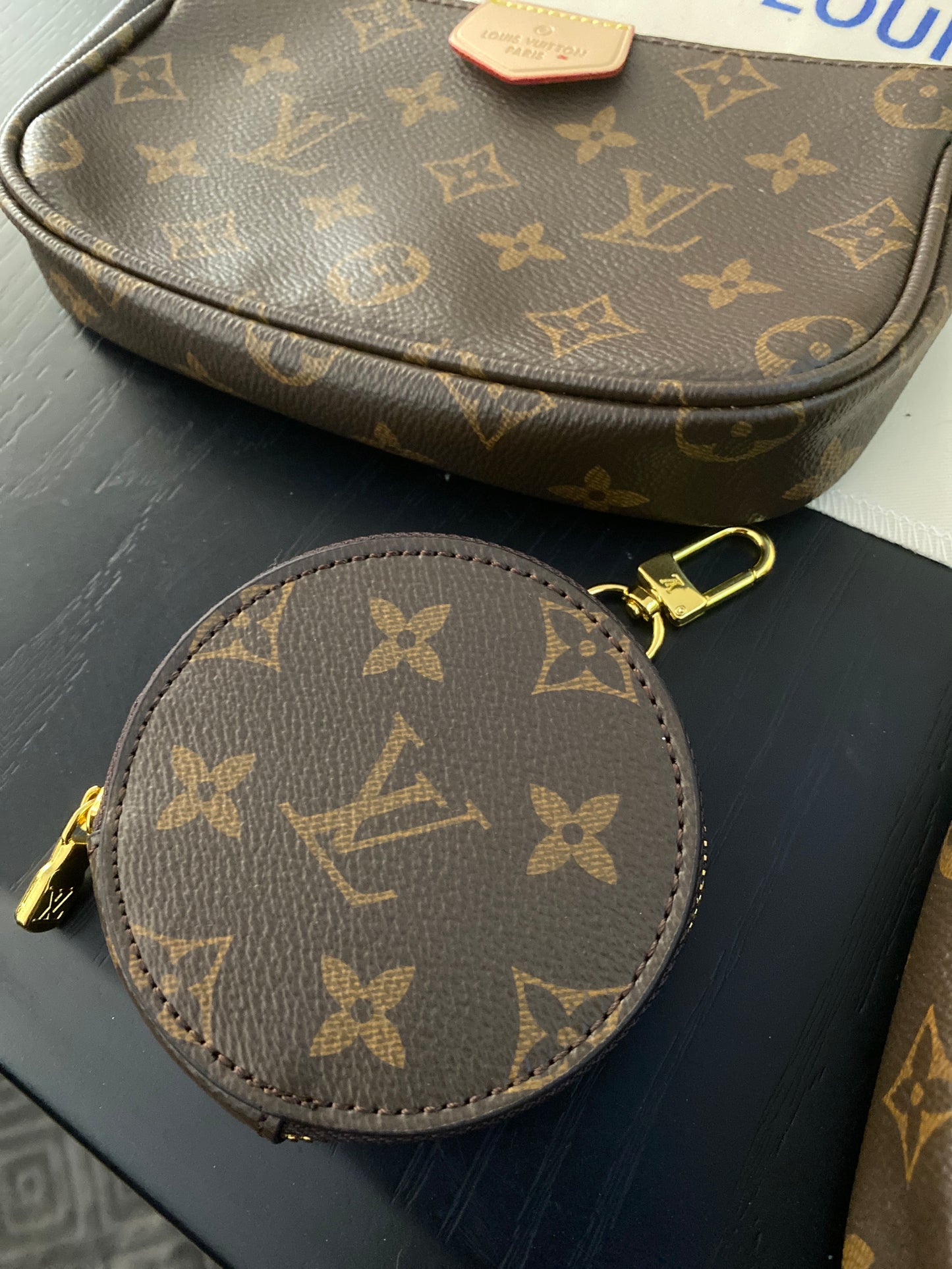 3 pc cross body bag ( no box )