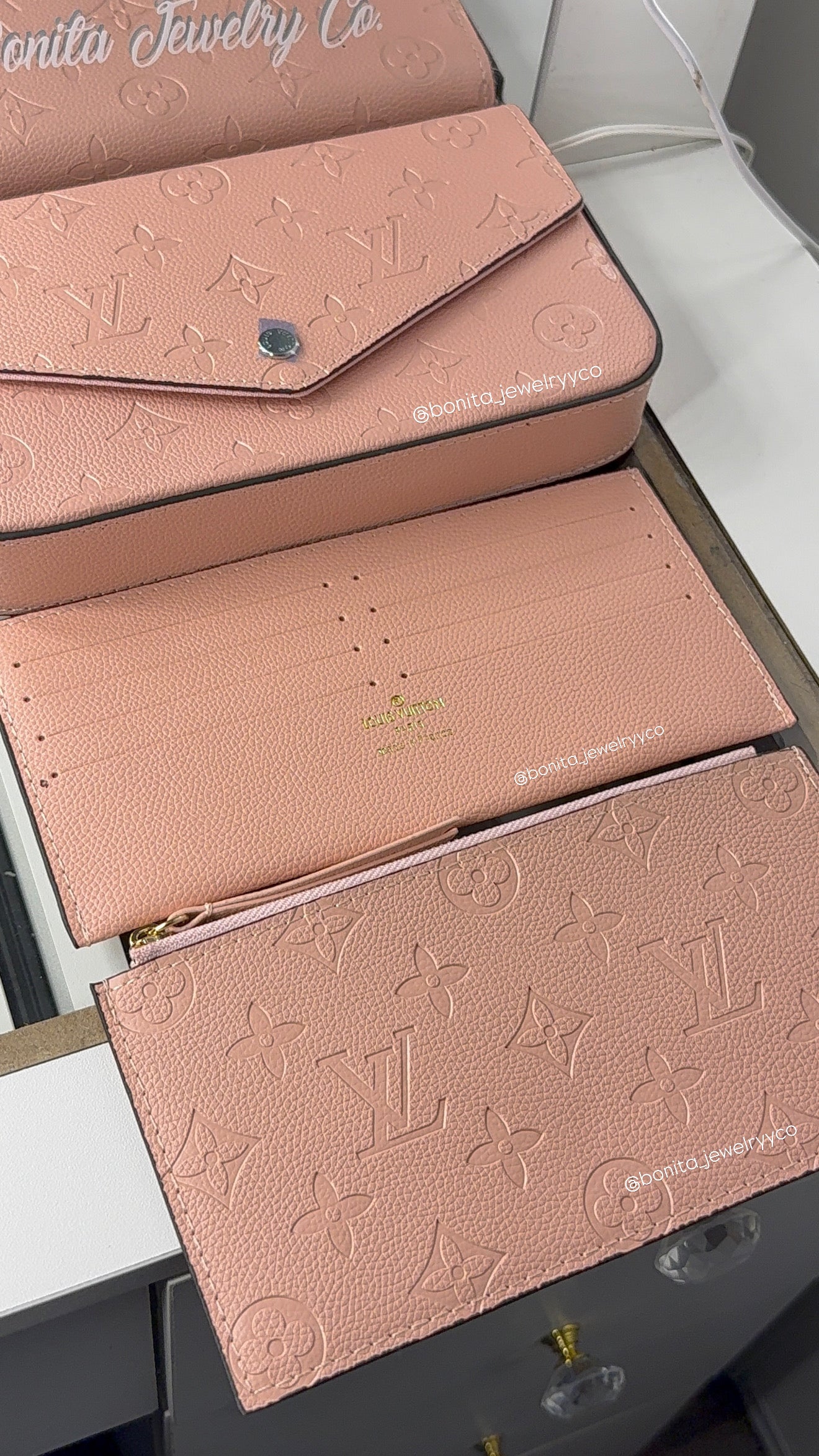 Pink 3pc hand bag- no box