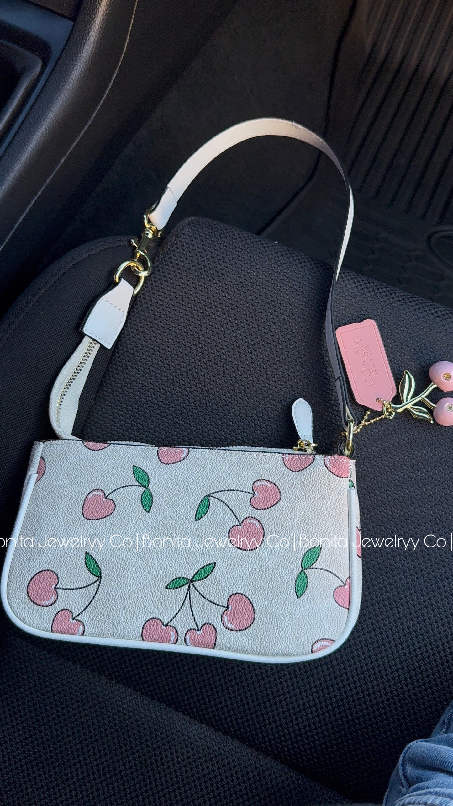 White cherry 🍒 bag ( no box )