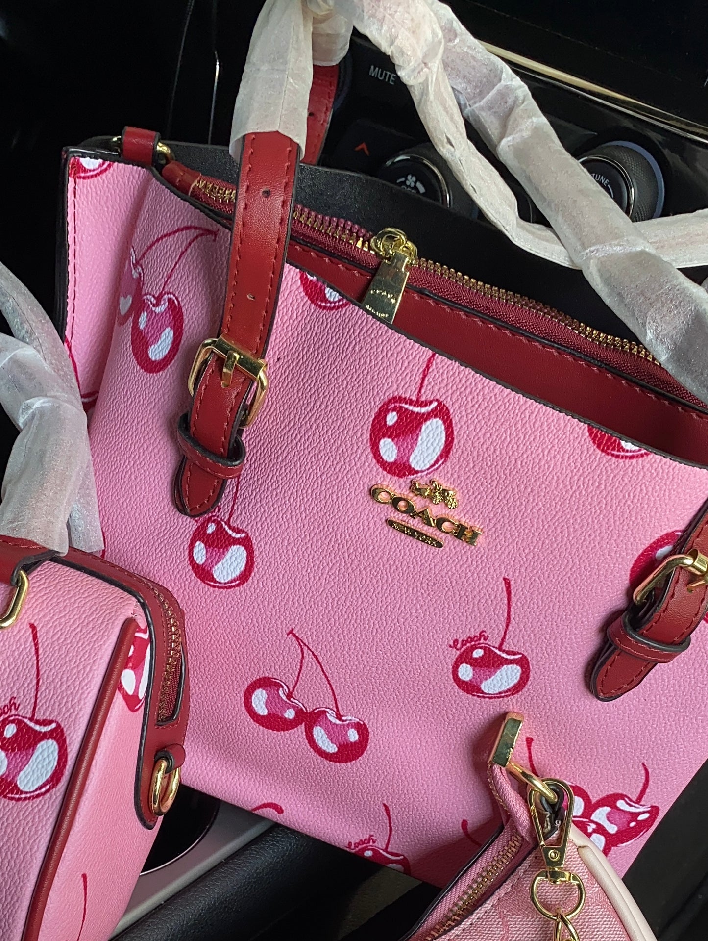 Cherry tote bag