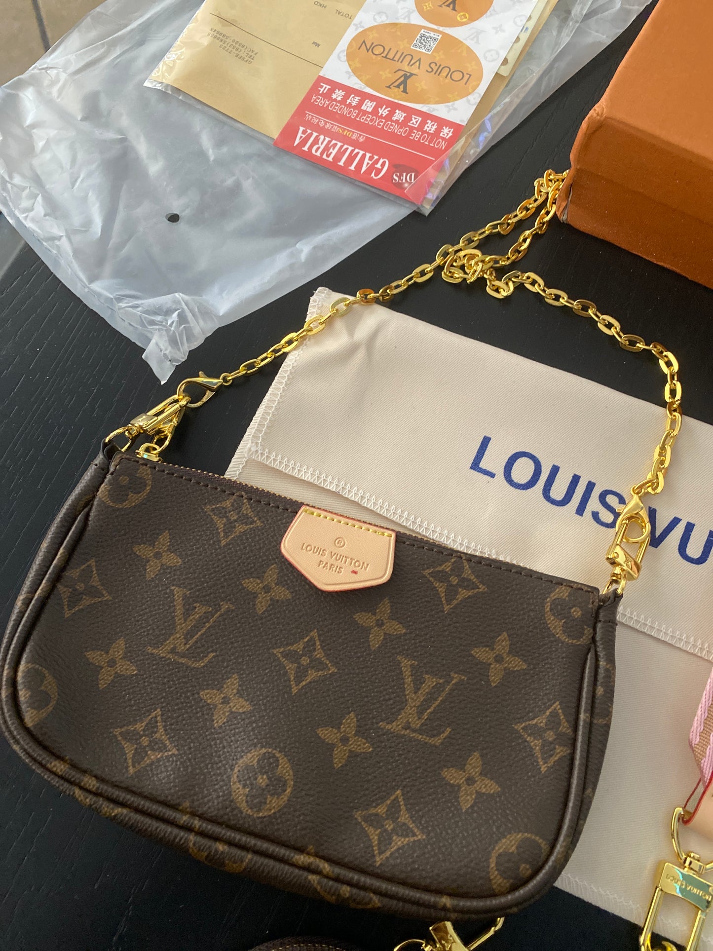 3 pc cross body bag ( no box )