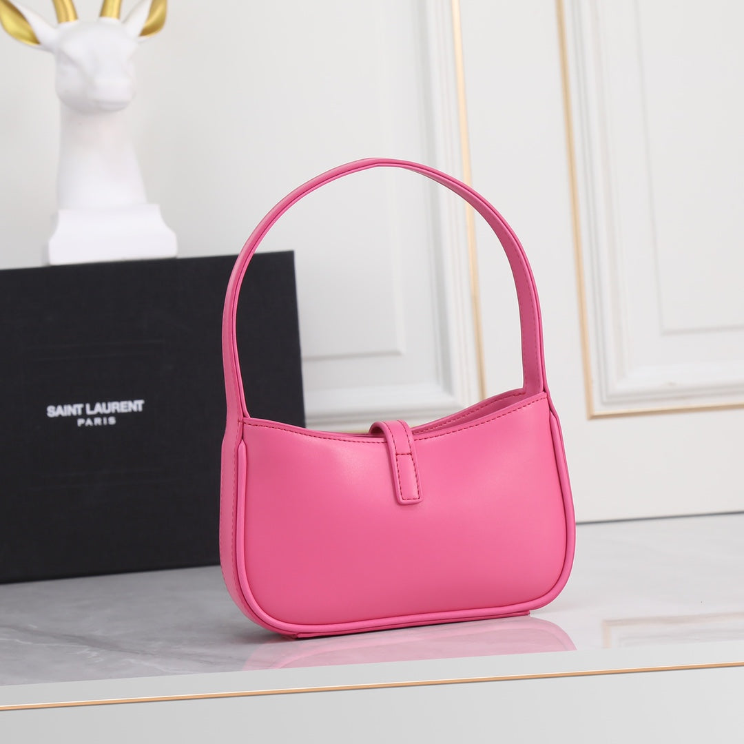 Dolly pink purse