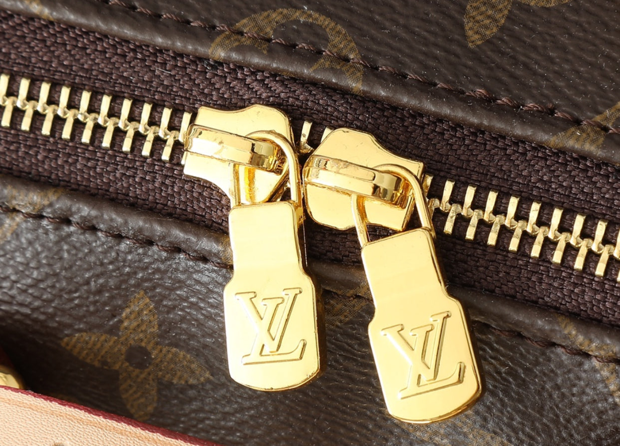 Brown monogram luxury hand bag