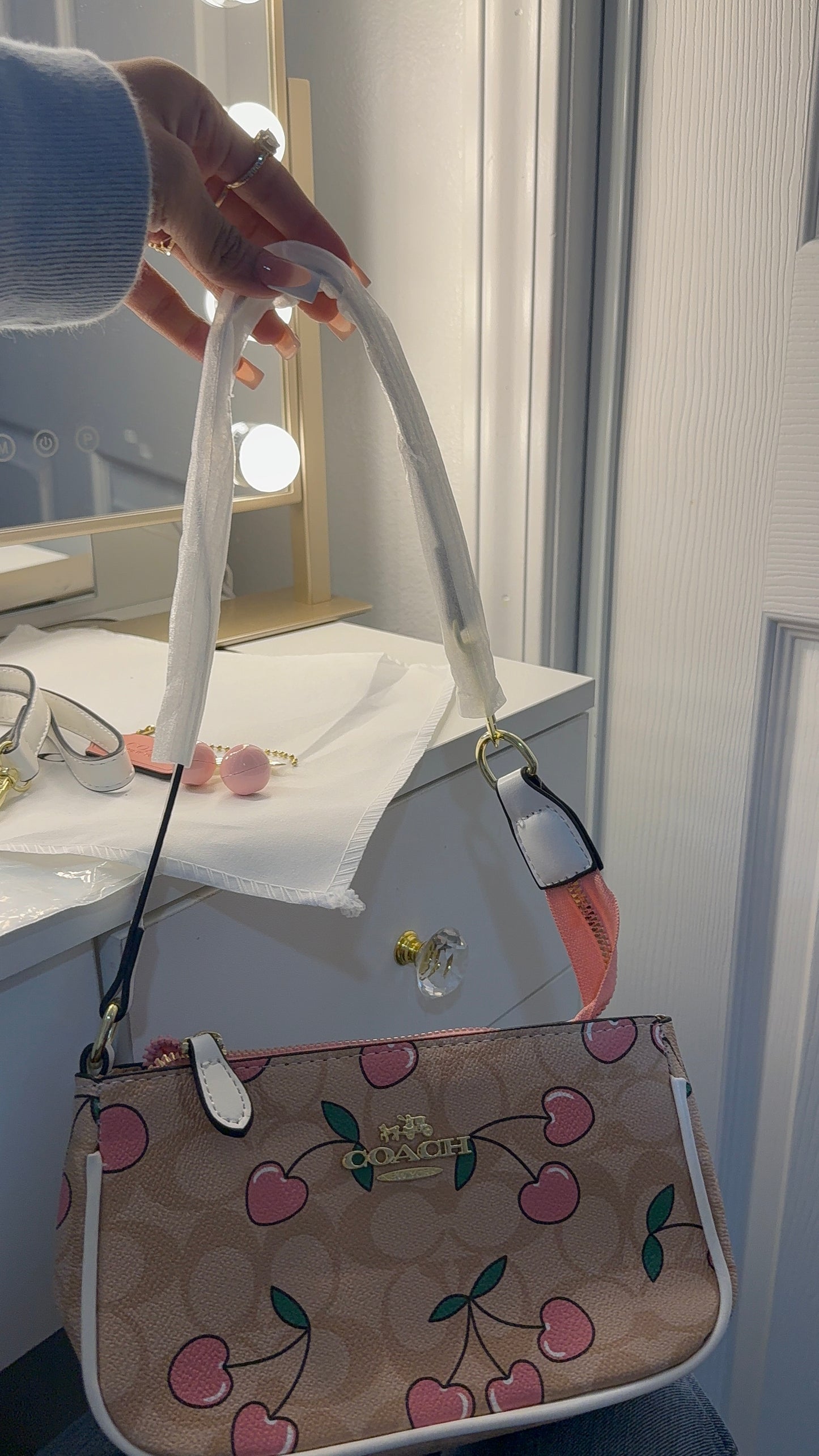 Mini Brown cherry 🍒purse