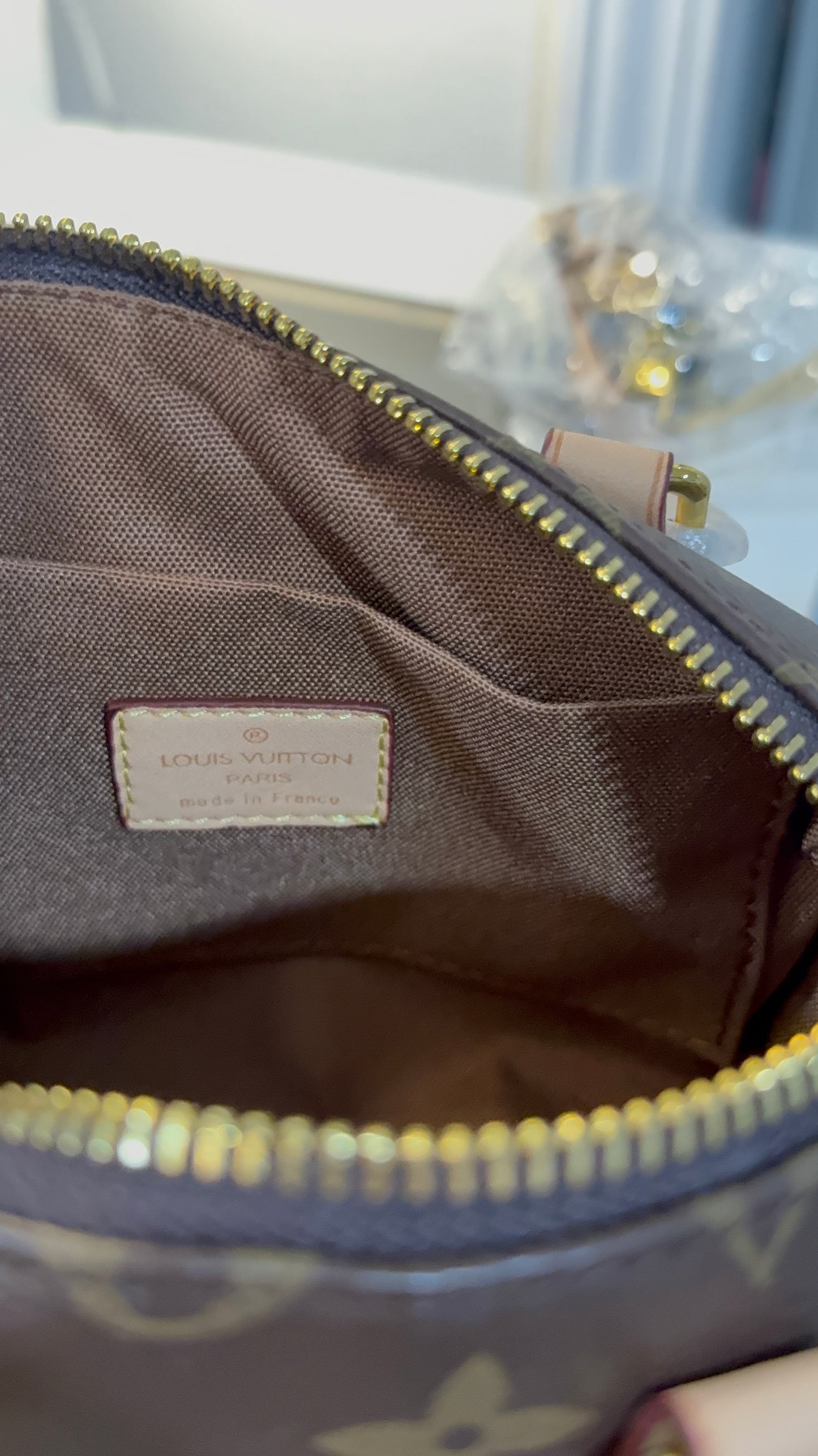 Brown monogram luxury hand bag