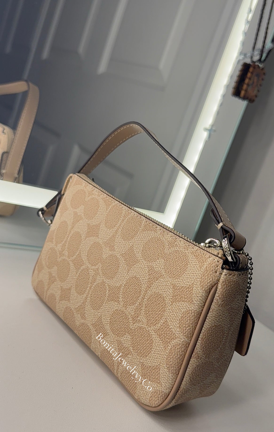 Mini brown hand purse