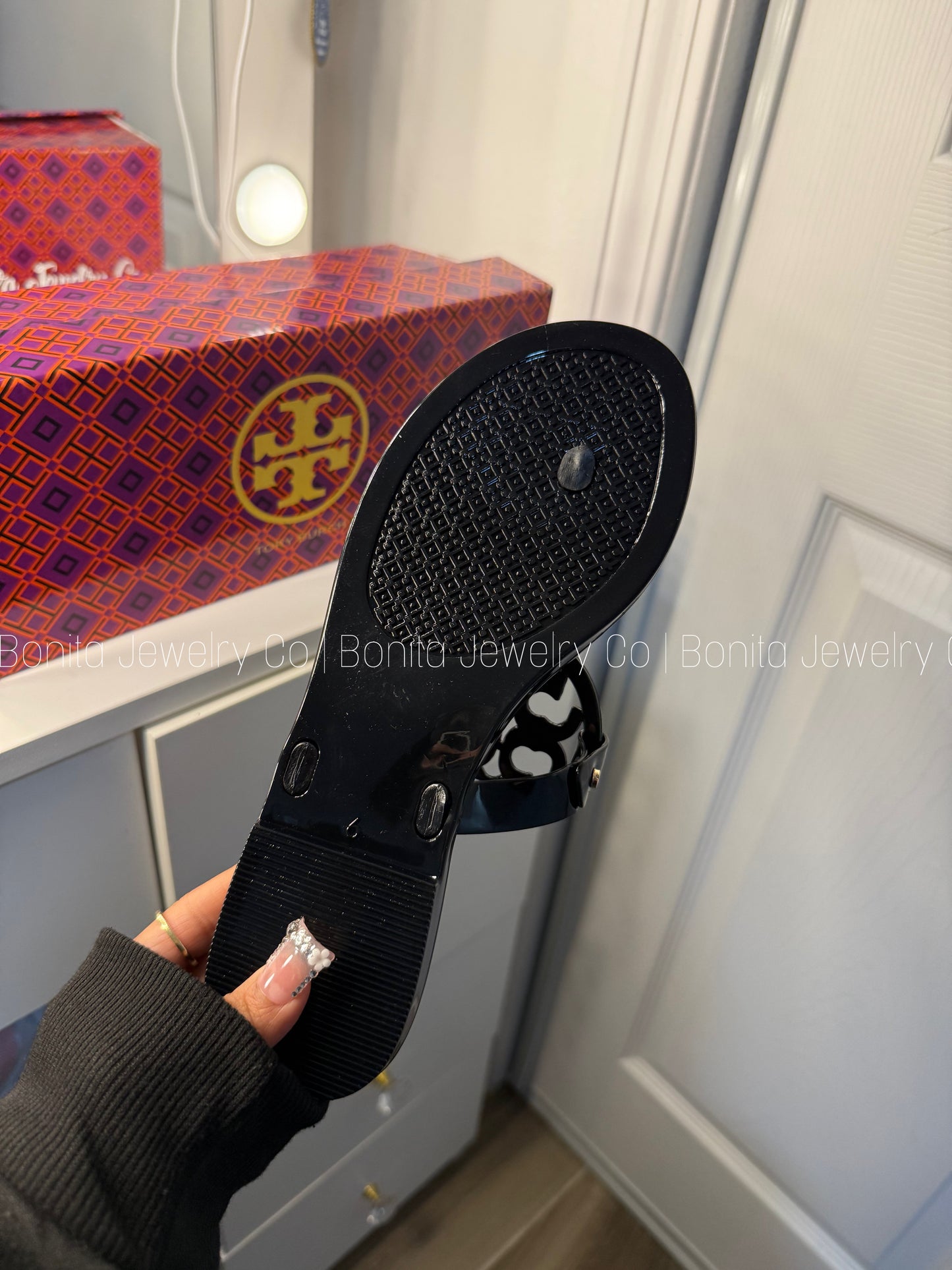 Glossy black Tb slides ( No Box )