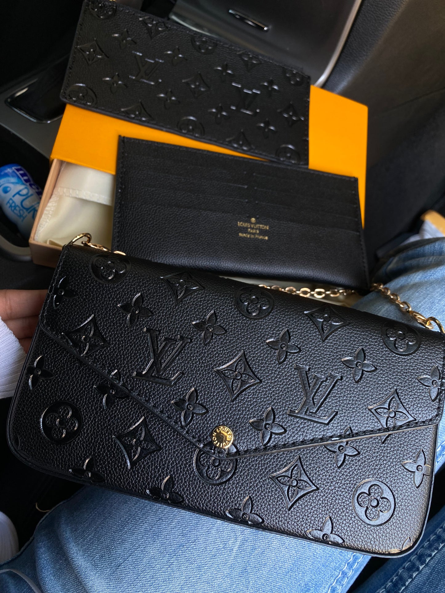 Black 3pc hand bag ( no box ,only dust bag )