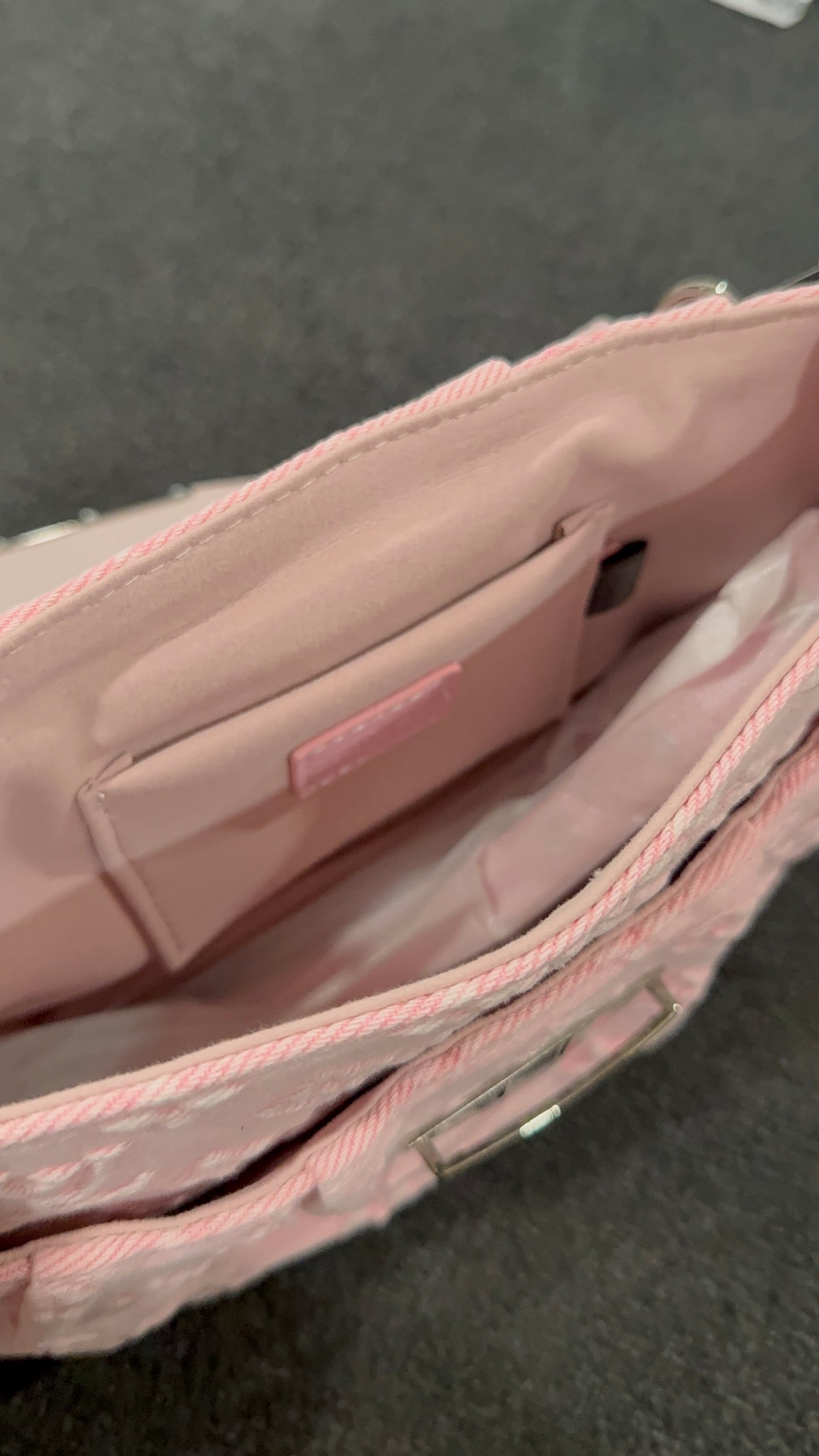 Pretty pink purse with pink straps