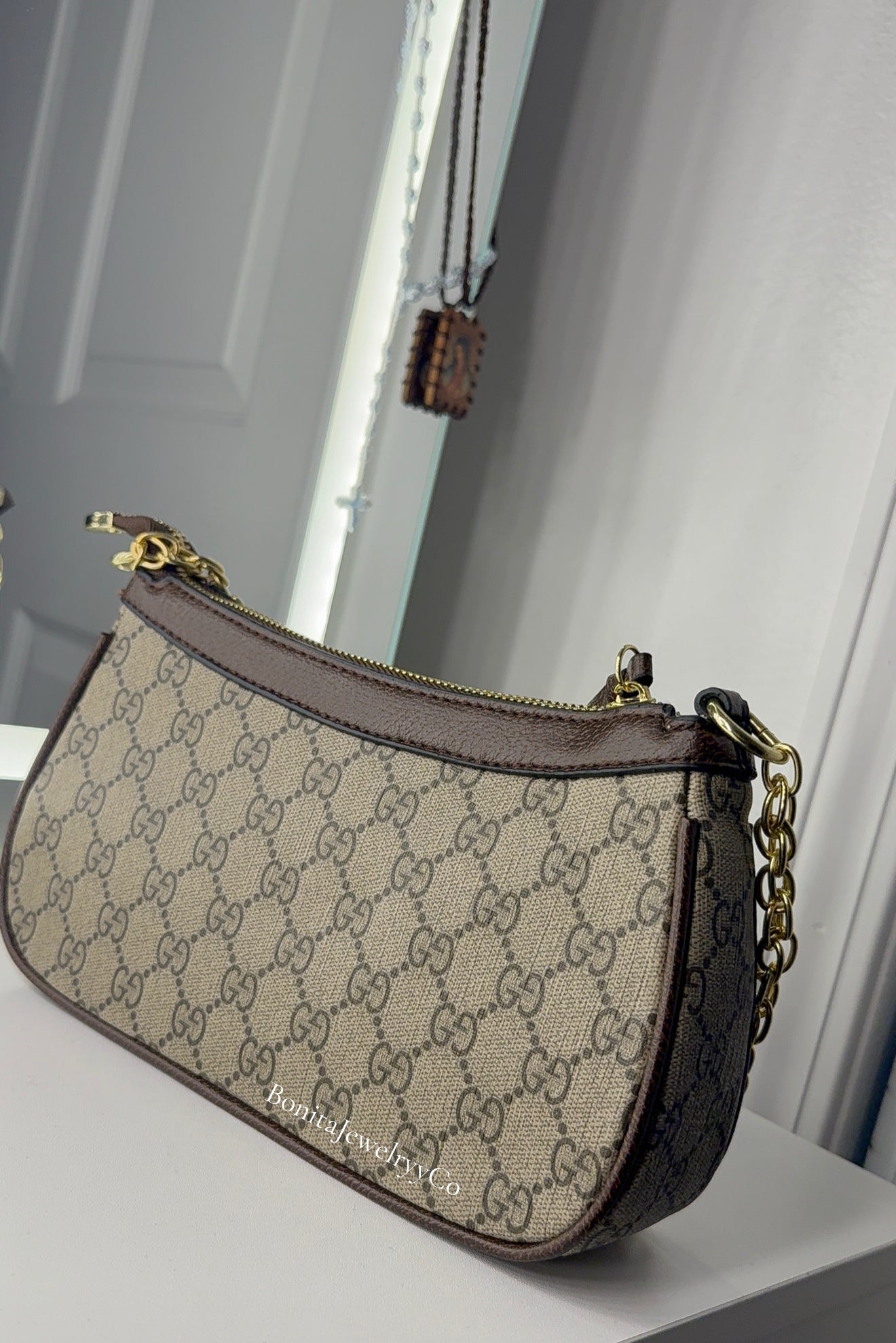 GG cross body purse