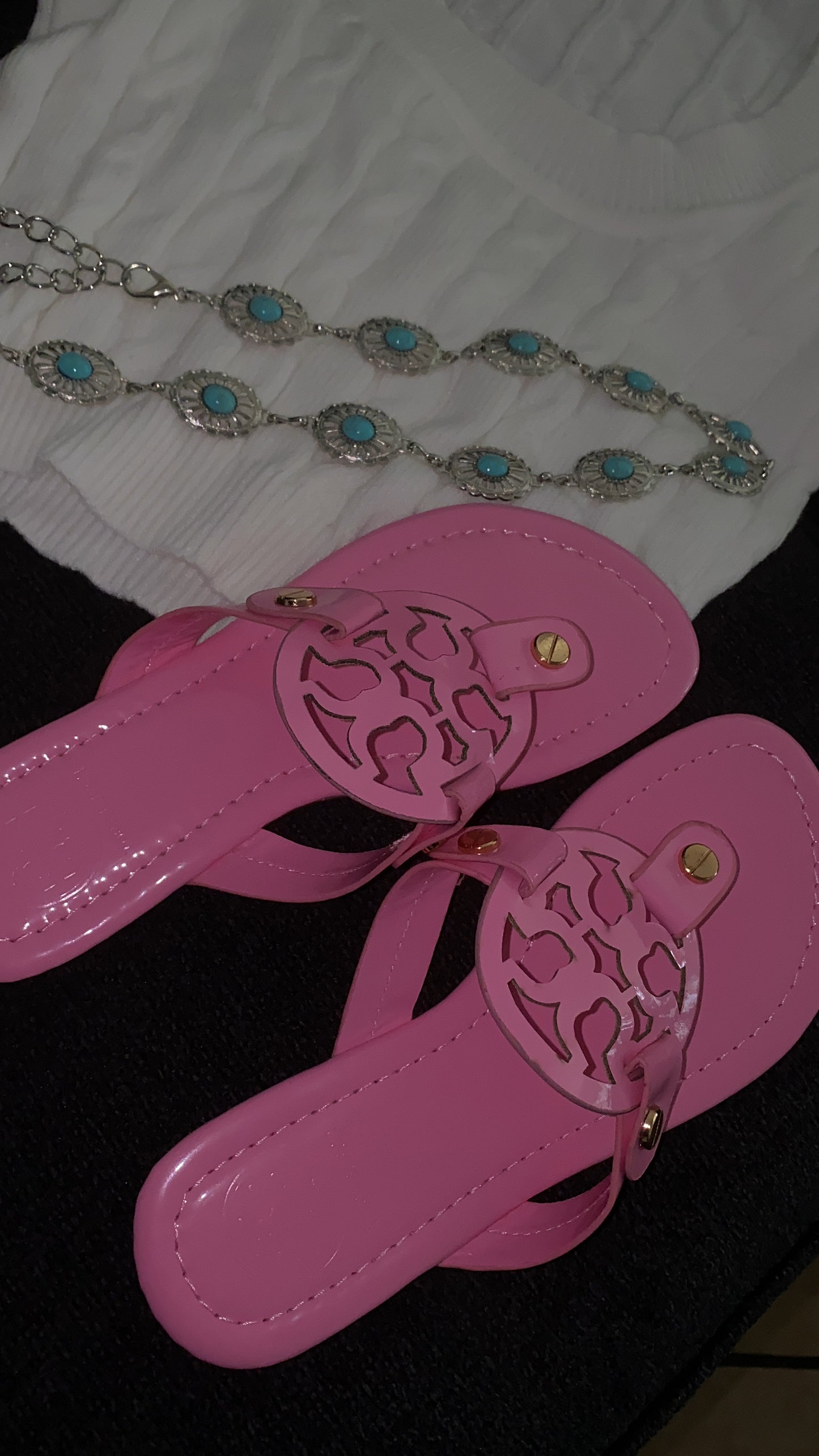 Pink sandals ( no box )