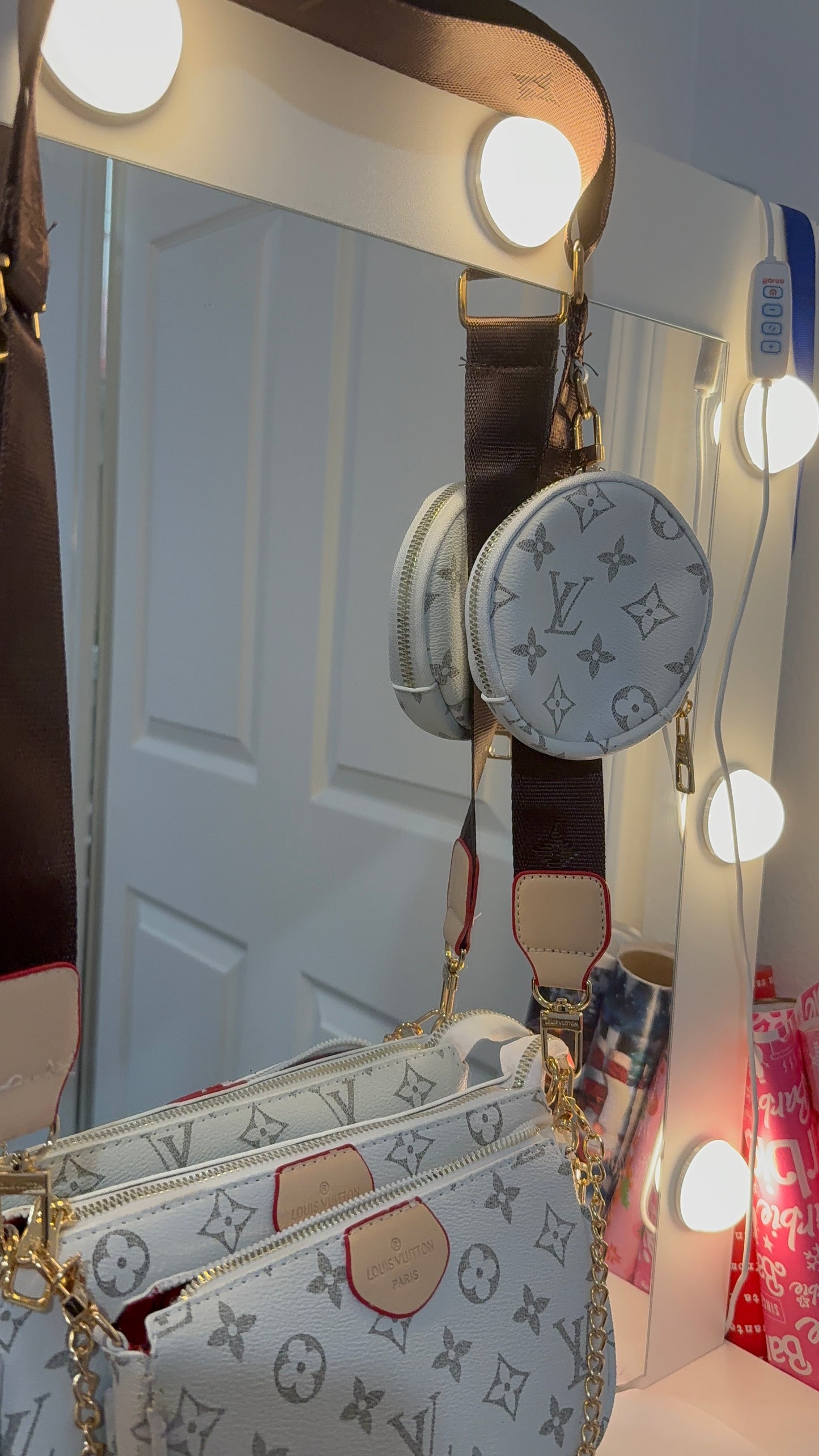 3 pc cross body bag ( no box )