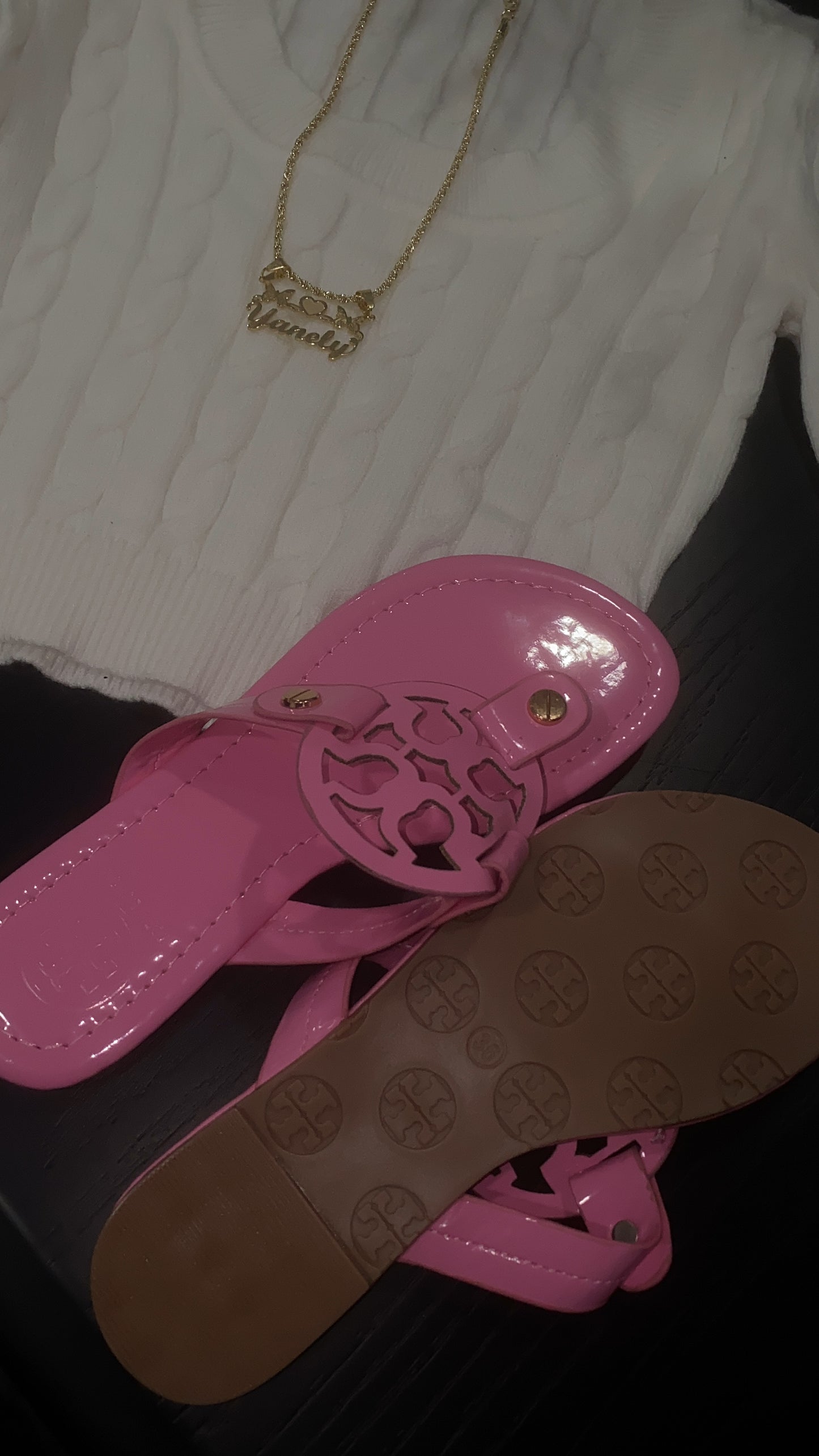 Pink sandals ( no box )