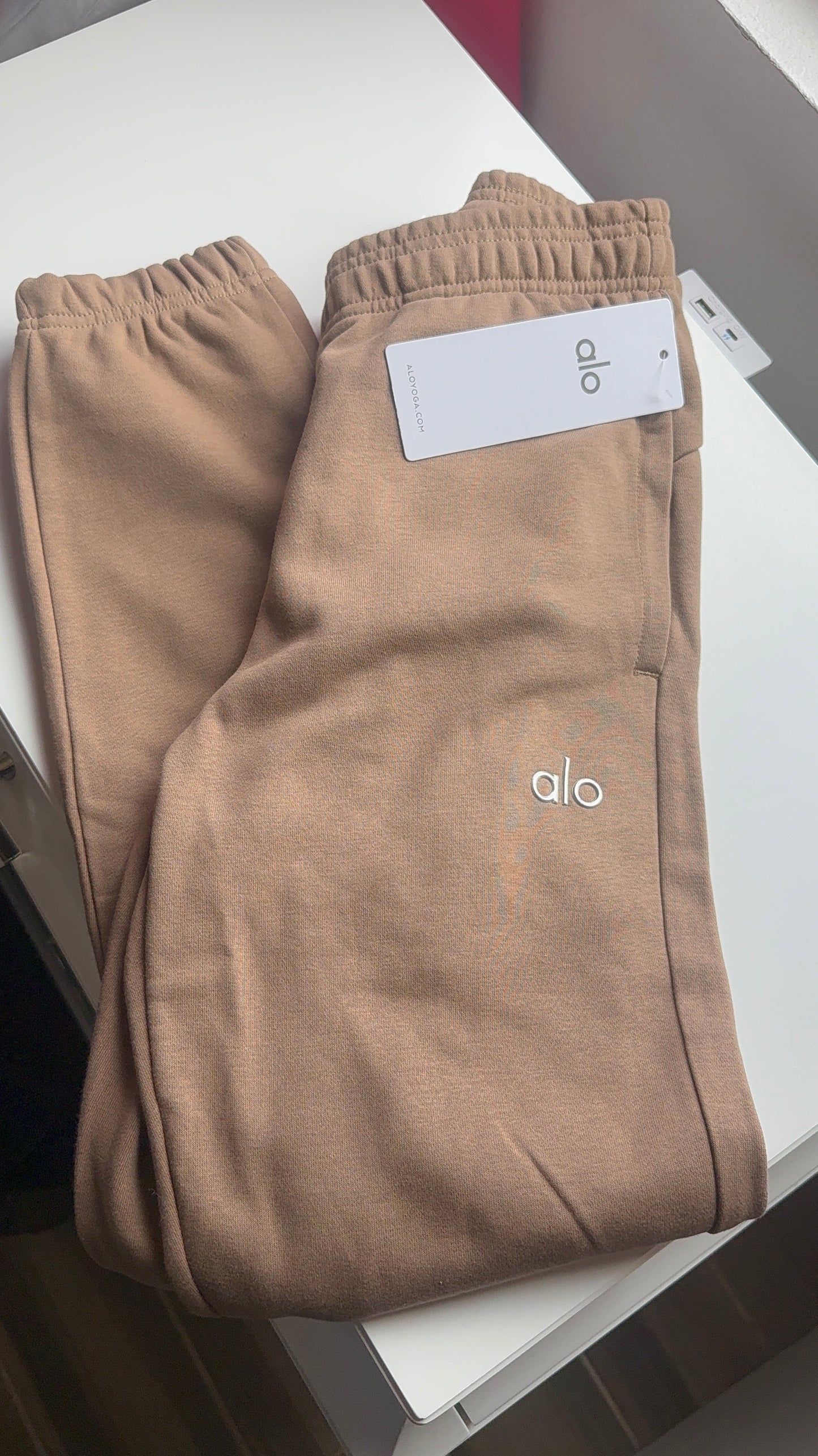 Light brown set of crewneck & sweats