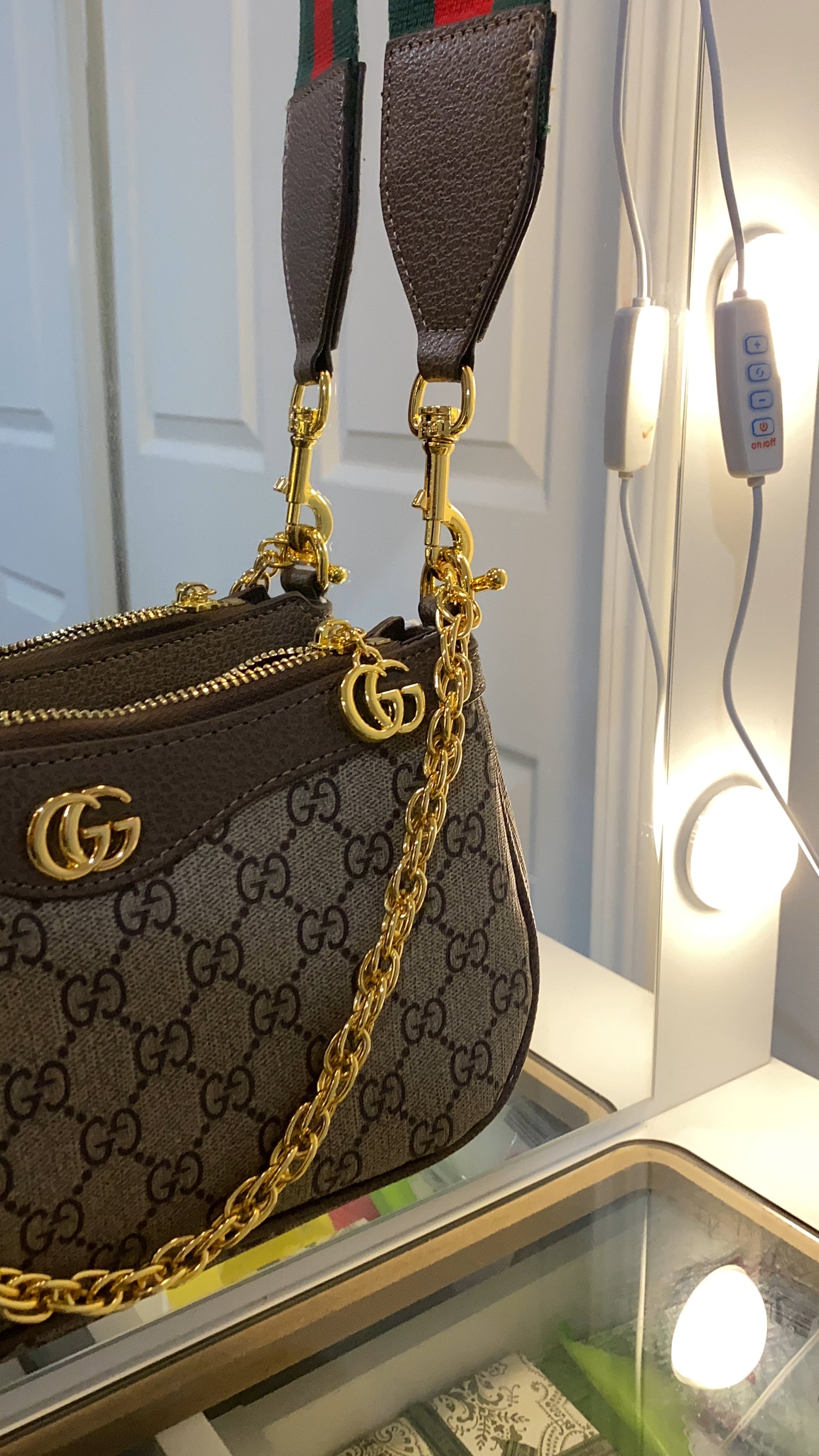 GG cross body purse