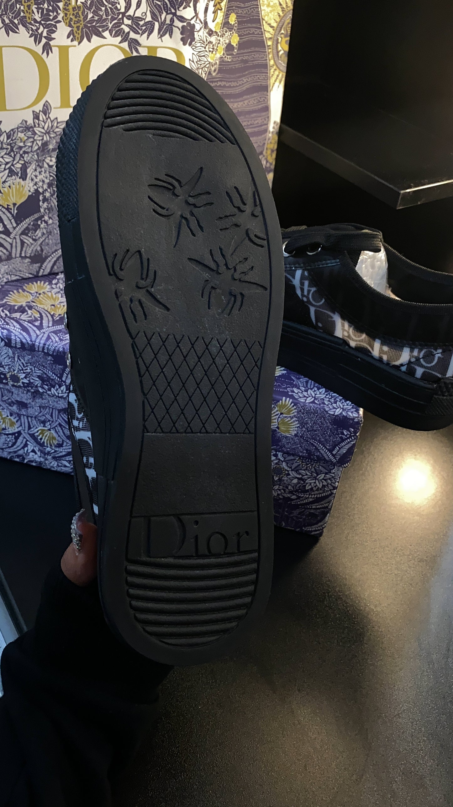 Black unisex Dr shoes