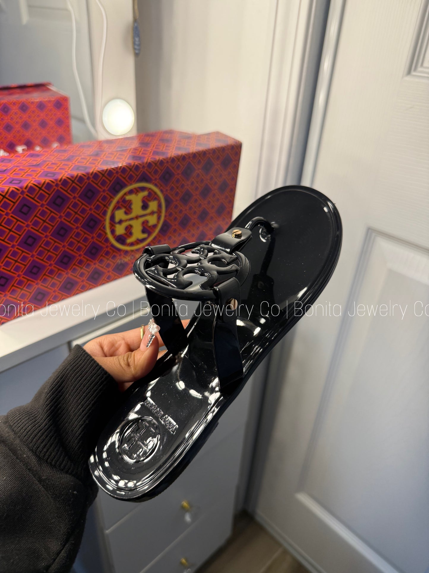 Glossy black Tb slides ( No Box )