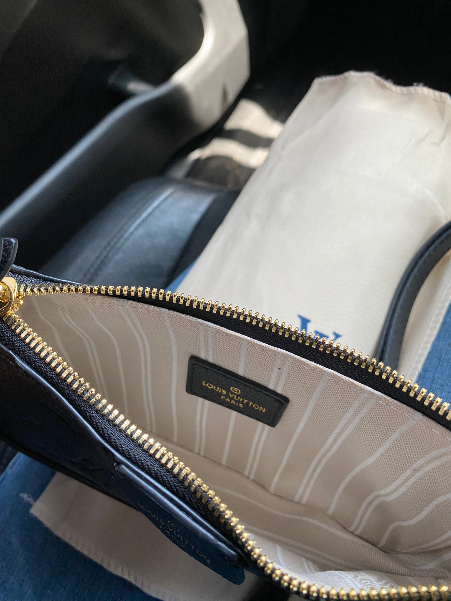 Black Hand bag with dust bag