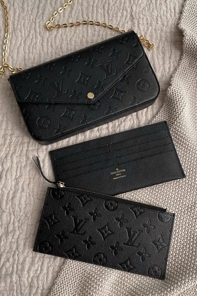 Black 3pc hand bag ( no box ,only dust bag )