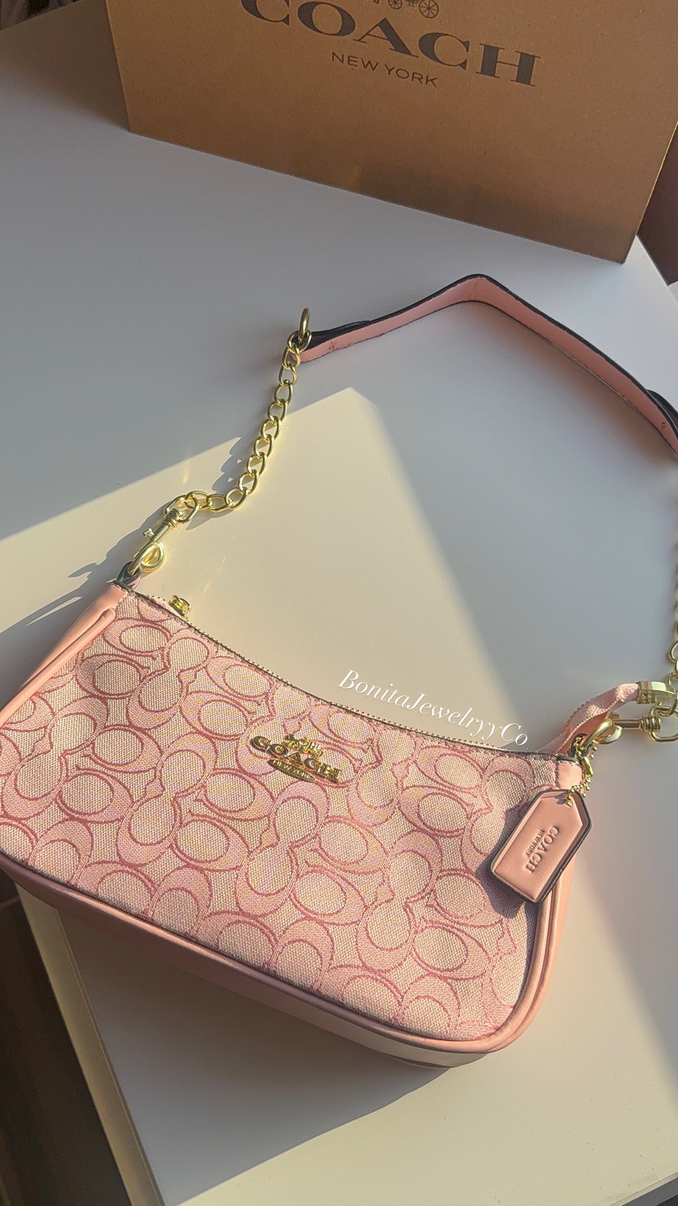 Pink purse