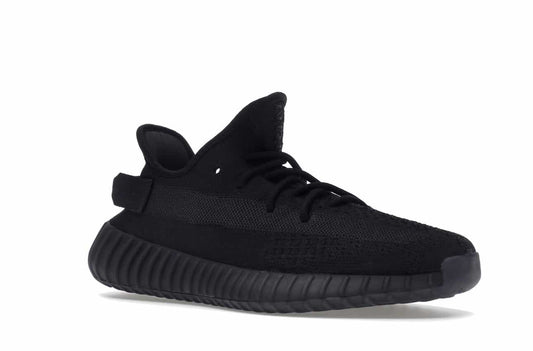 Black unisex shoes