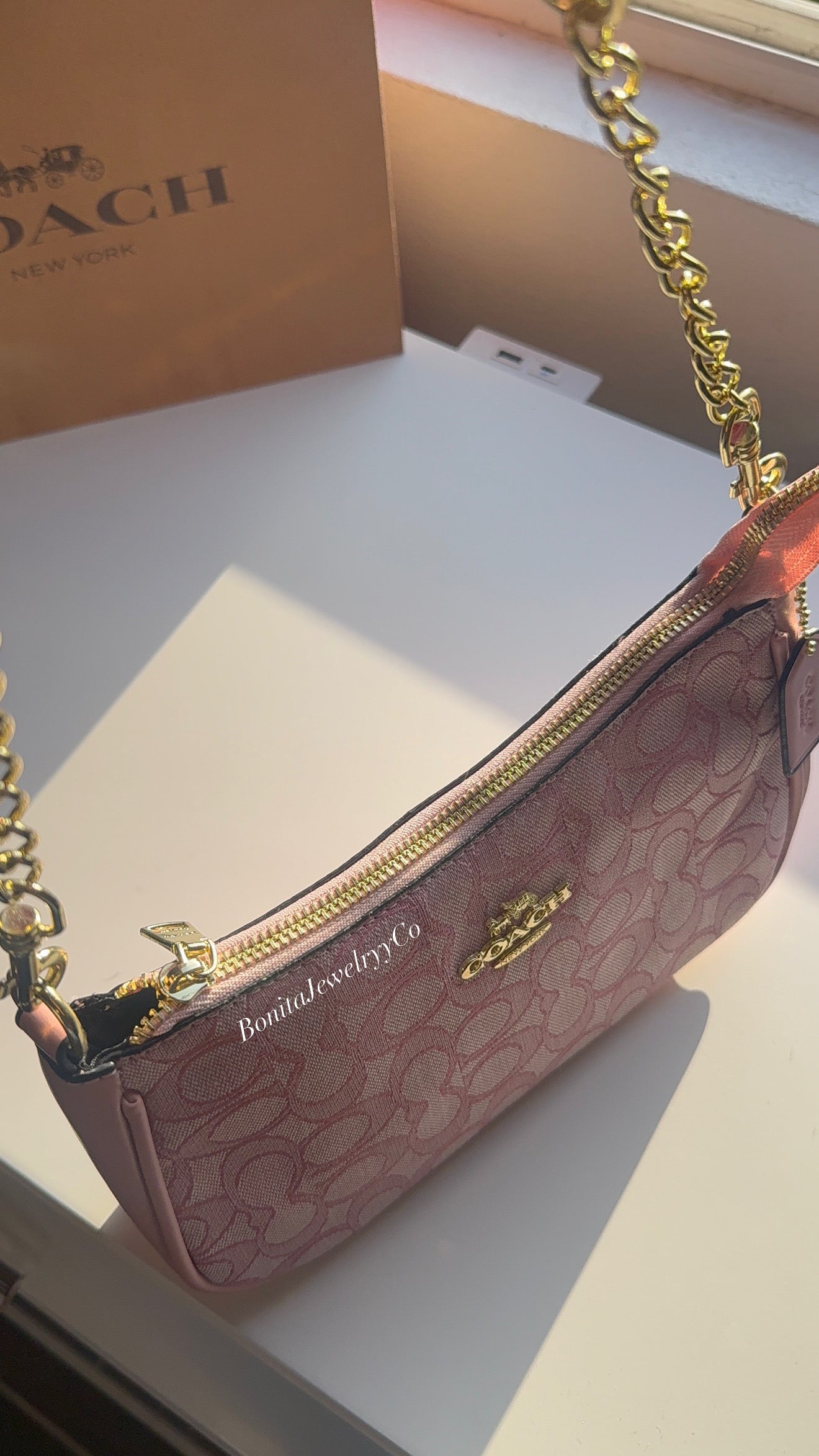 Pink purse