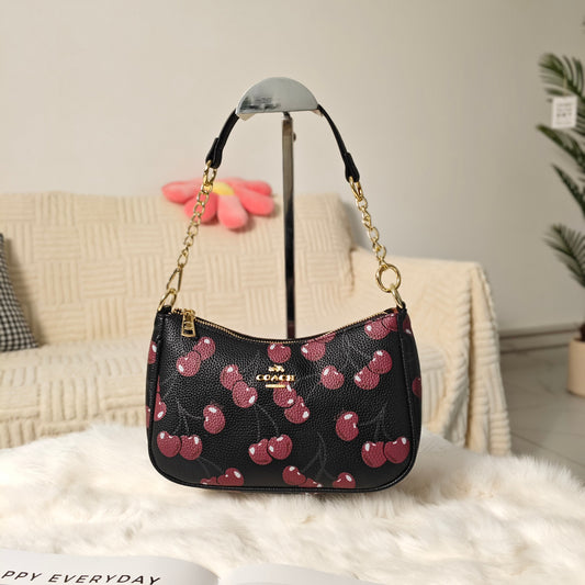 Black purse with cherry🍒