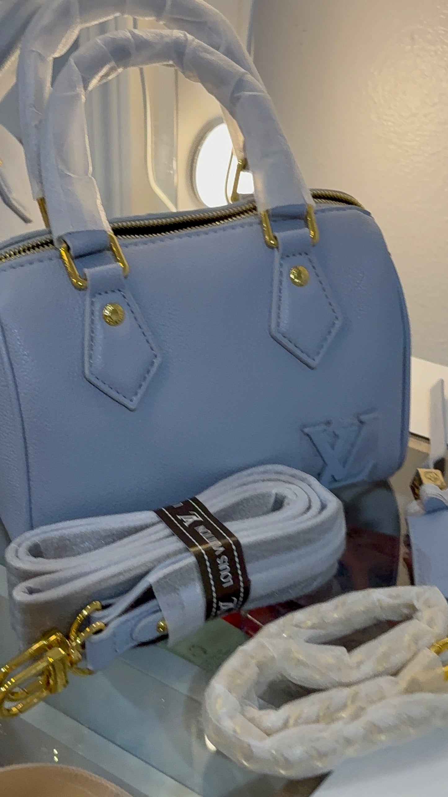 Baby blue luxury hand bag