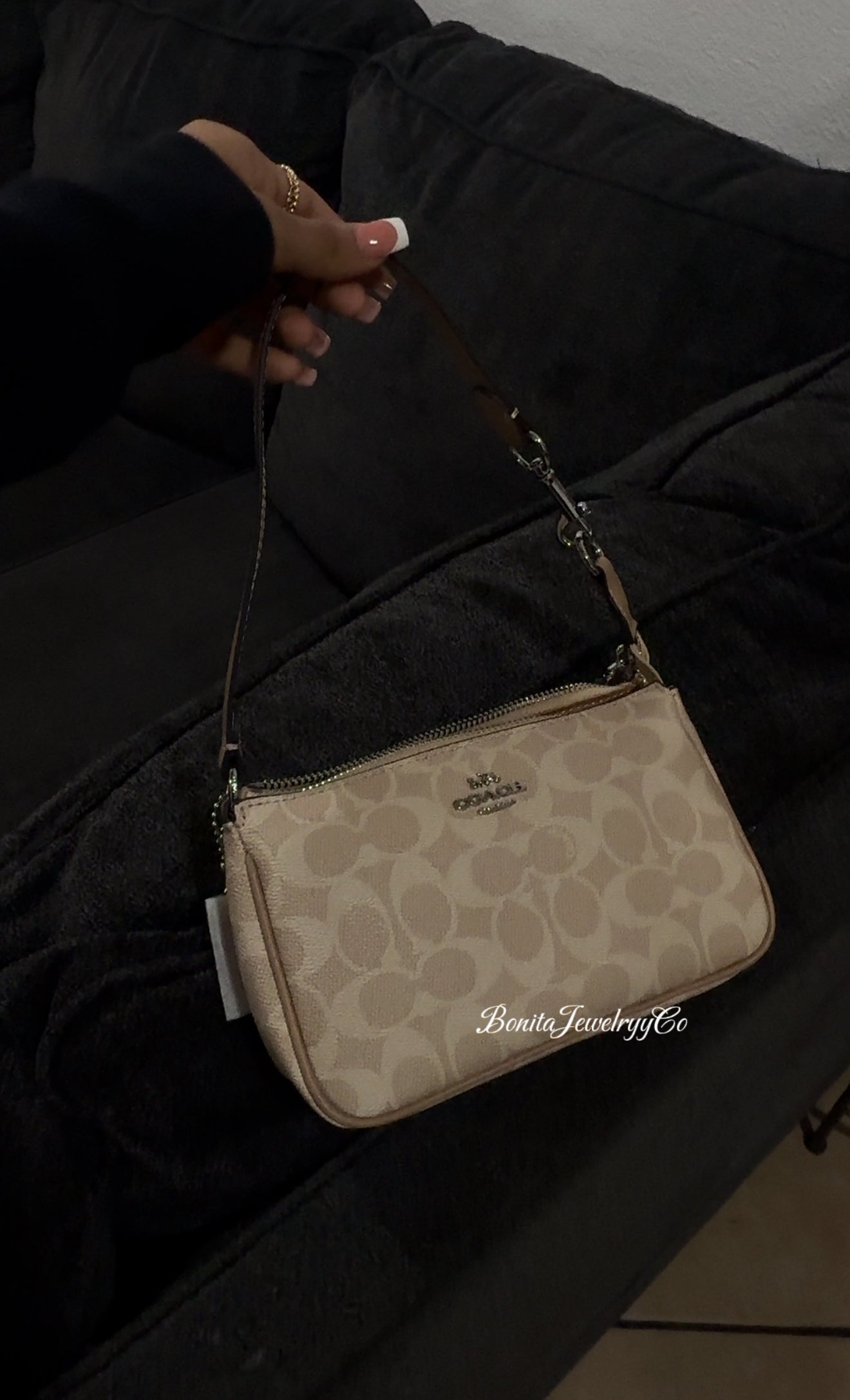 Mini brown hand purse