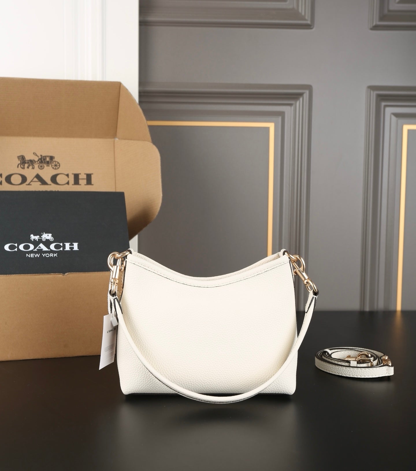 White purse- no box