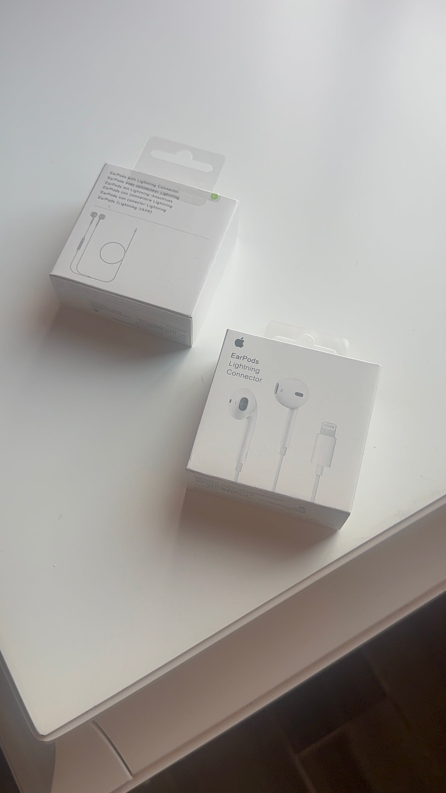 Wired earphones
