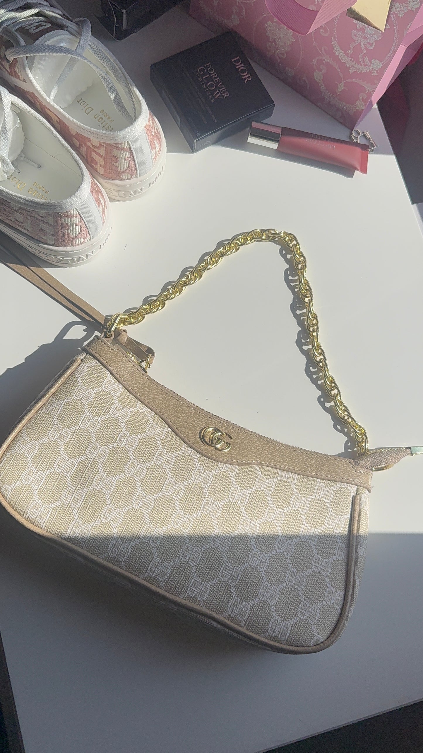 Light brown Gg purse