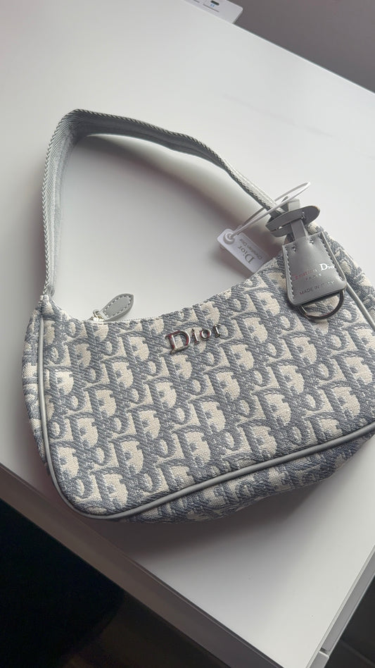 Grey lux purse
