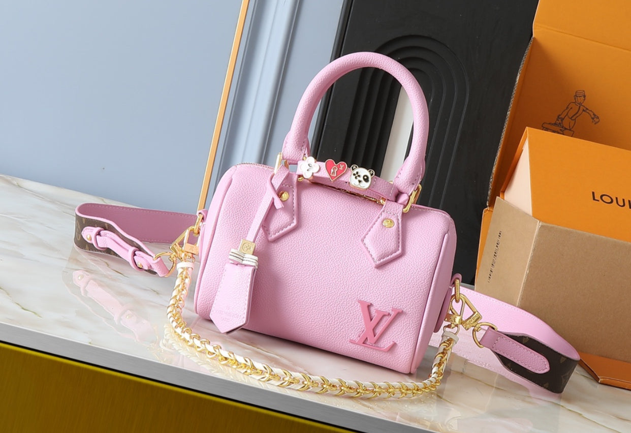 Baby pink luxury hand bag