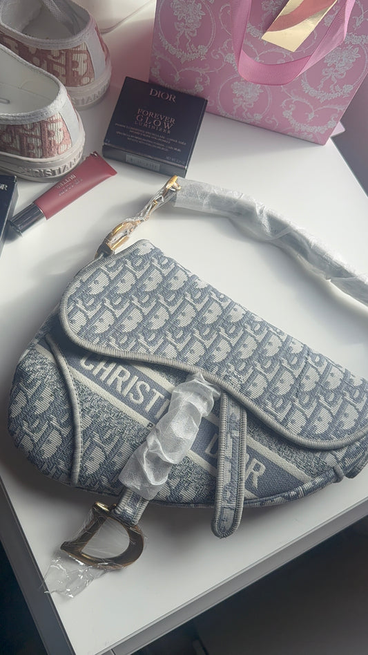 Jean blue saddle purse