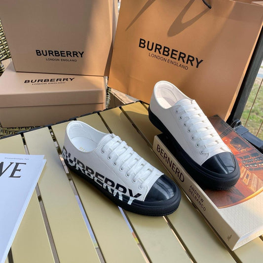 White Berry shoes with box