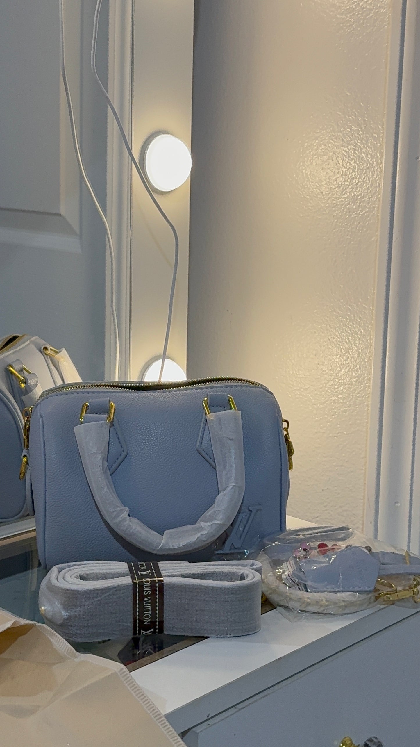 Baby blue luxury hand bag