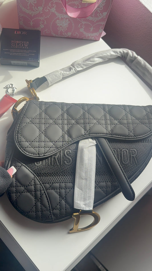 Vintage black saddle purse
