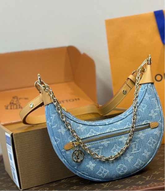 Blue hand bag with box