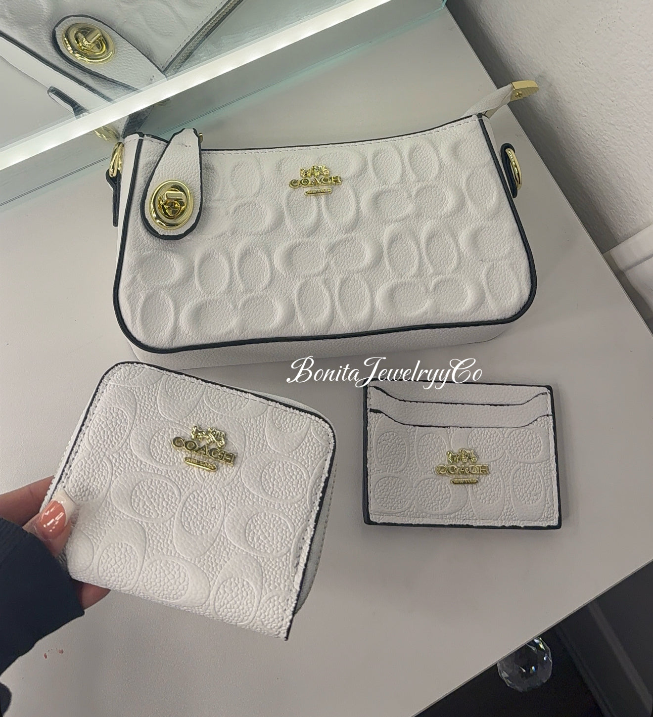 White purse set