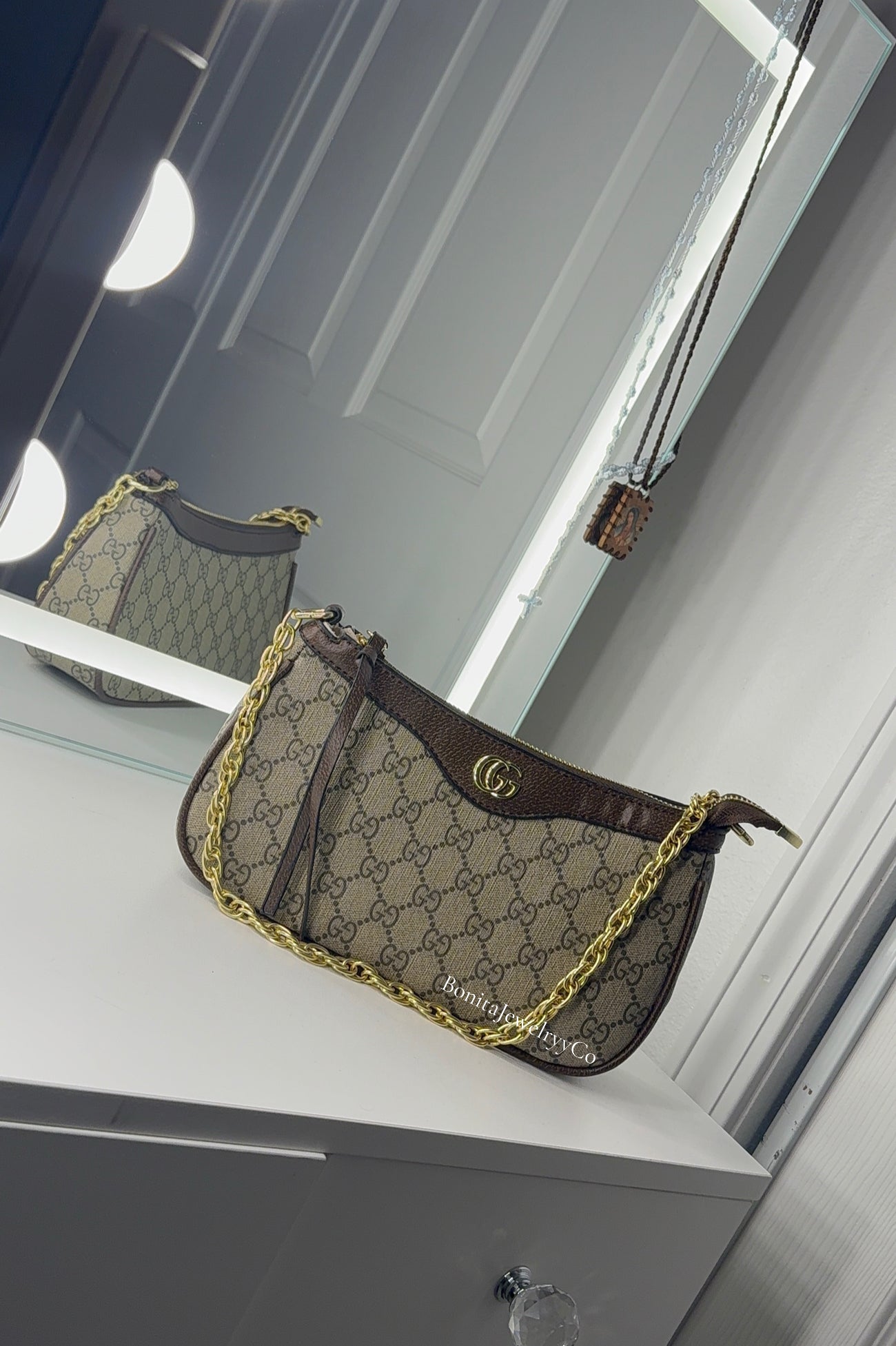 GG cross body purse