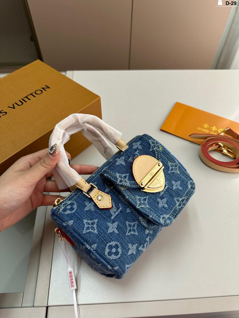 Blue hand bag without box